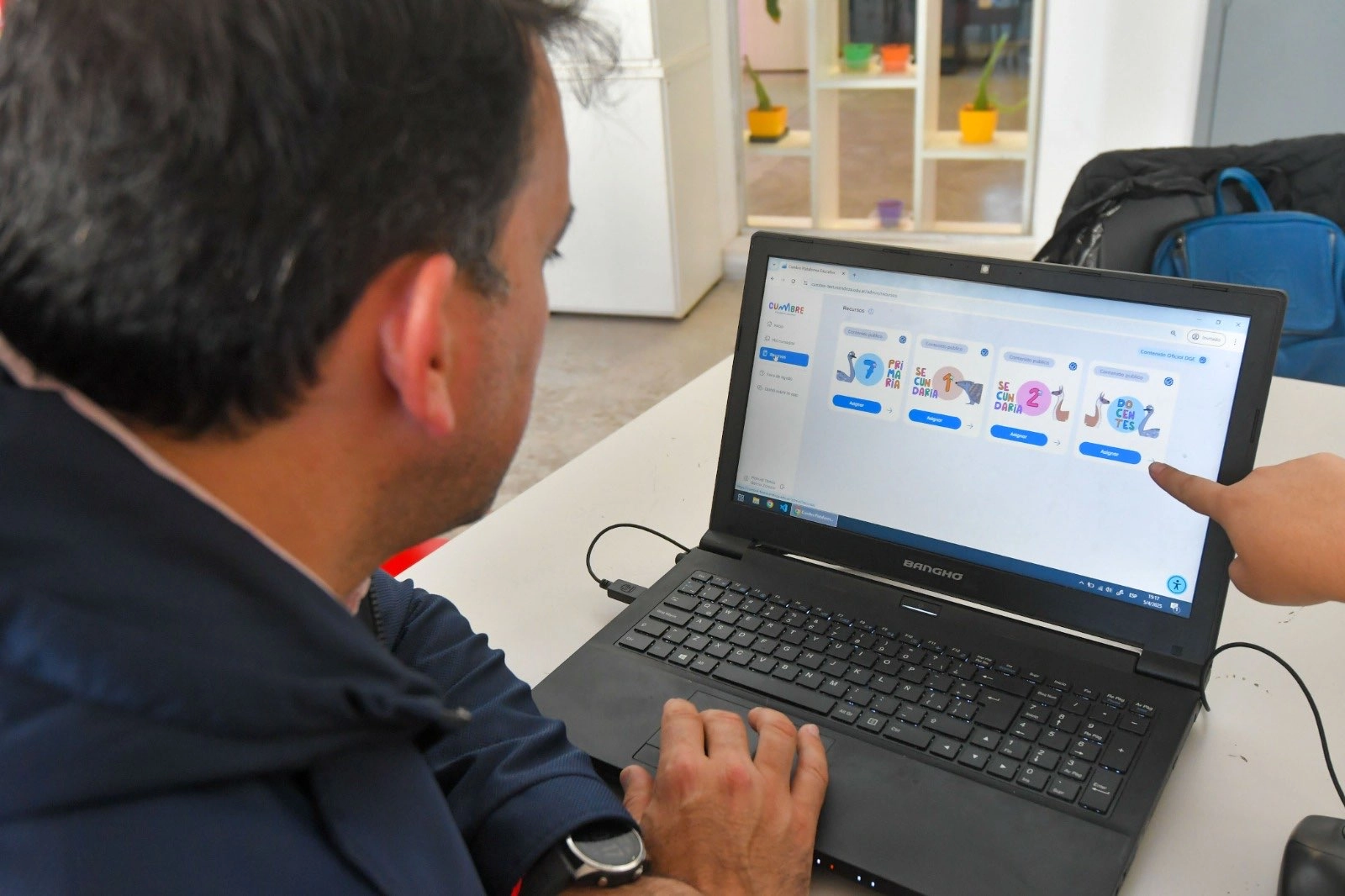 Tadeo García Salazar utilizando Cumbre